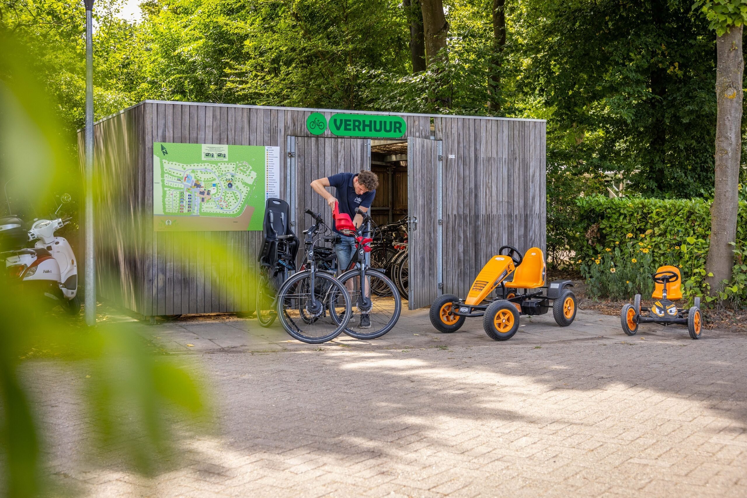 Fahrrad- und Go-Kart-Verleih